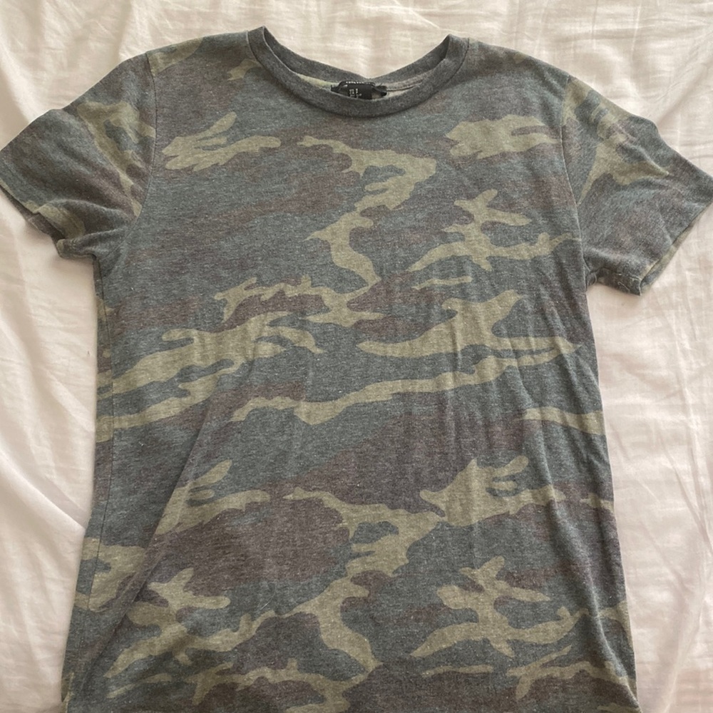 Camo tshirt
